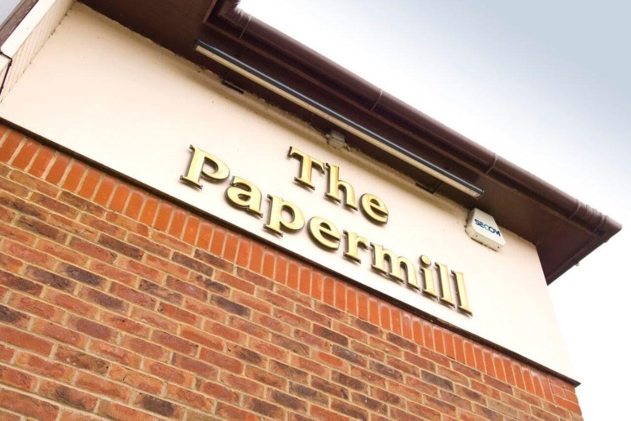 Premier Inn High Wycombe/Beaconsfield Exterior photo